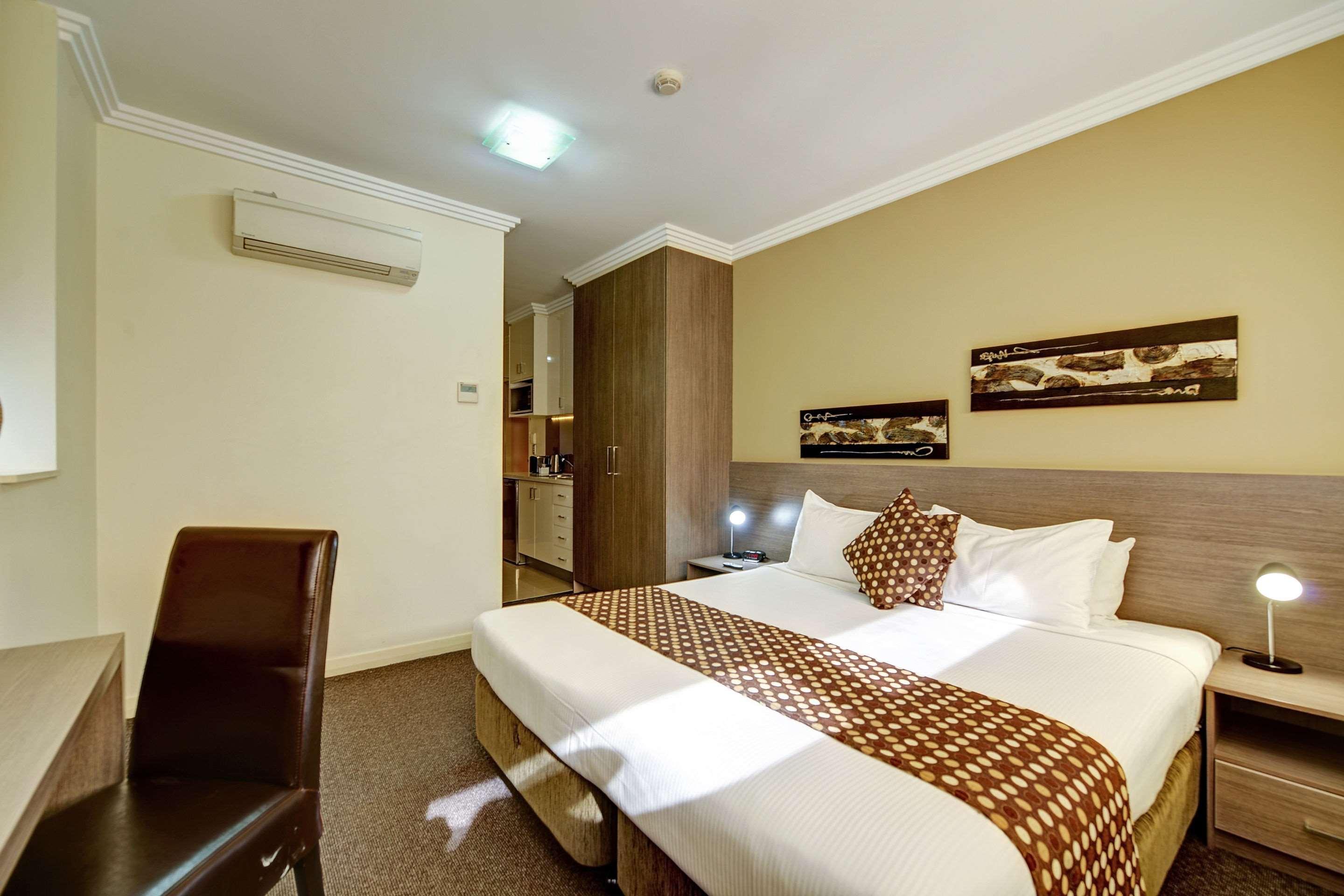 Best Western Plus Camperdown Suites Сидней Экстерьер фото